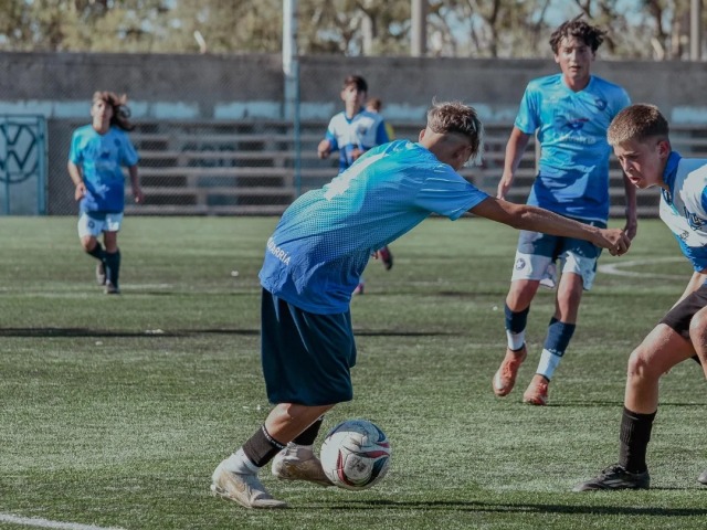 Se presentan los planteles de las Selecciones Juveniles